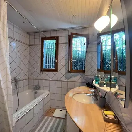 Villa Maison Avec Espace Cinema