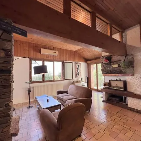 Maison Avec Espace Cinema *